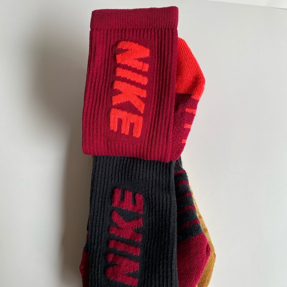 SOLDNike Everyday Max Crew Style Sock M8-12 W10-13 - Picture 5 of 7